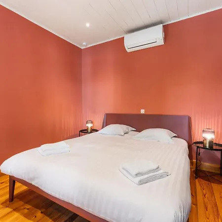 Bed & Breakfast Lake Suites 3*