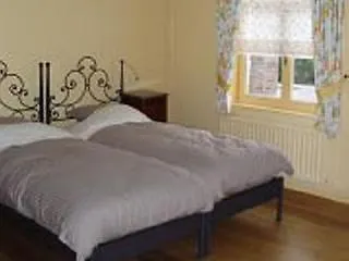 Bed and Breakfast Lake Suites Μπριζ